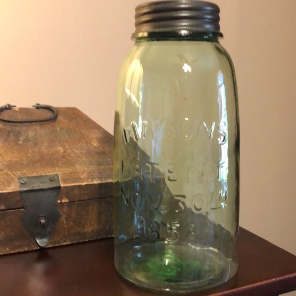 MASONS PATENT November 30th 1858 Vintage Style Green Canning Jar Two Quarts - Picture 6 of 6
